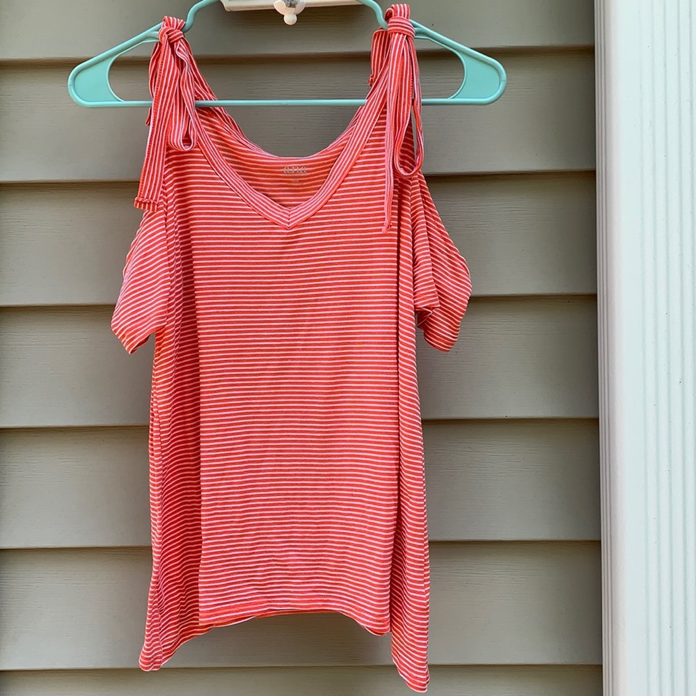 Women’s coral summer top